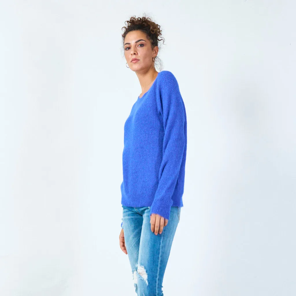 Classic round neck sweater wholesale