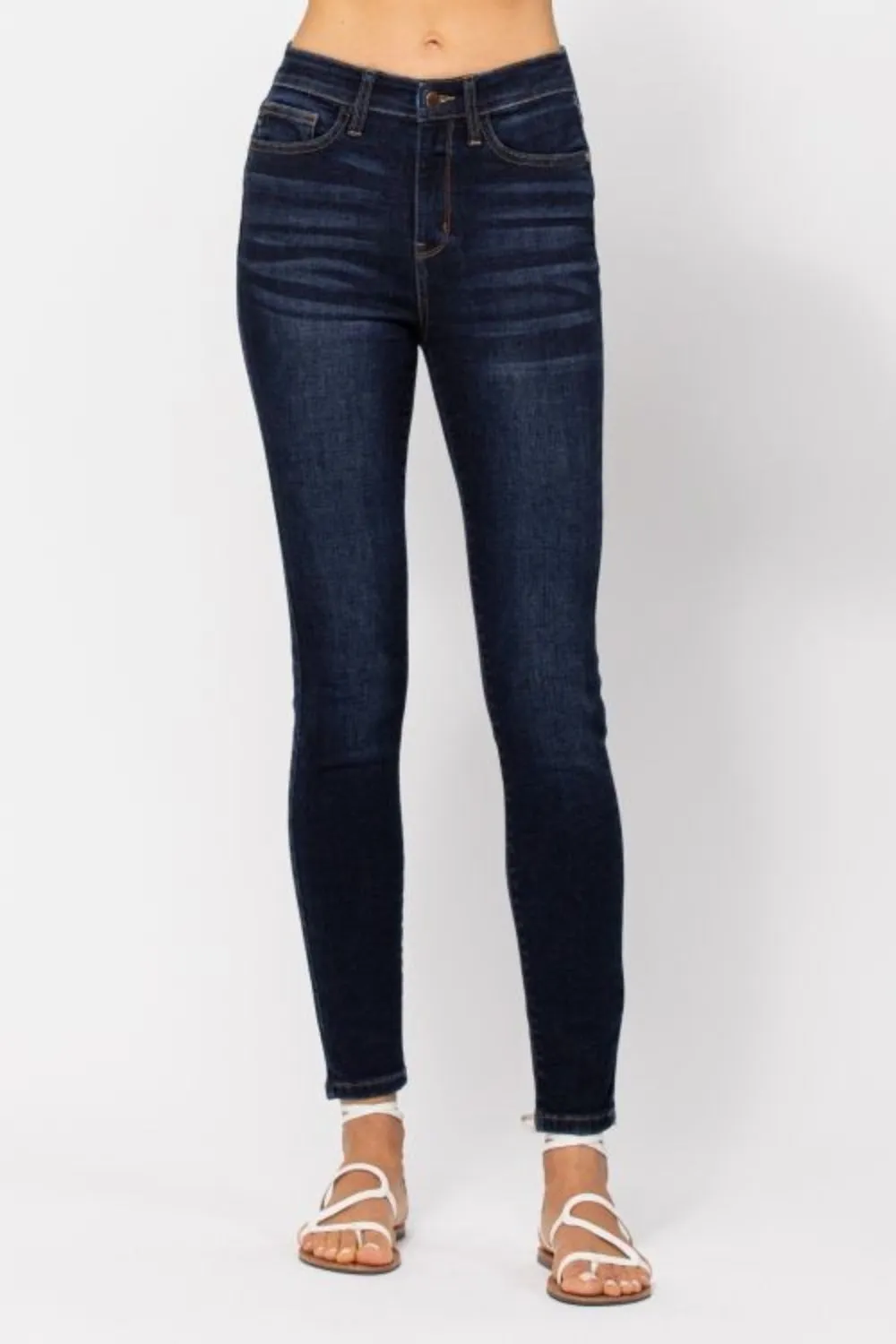 High Waist Skinny Jeans – Timeless Style and Flattering Fit