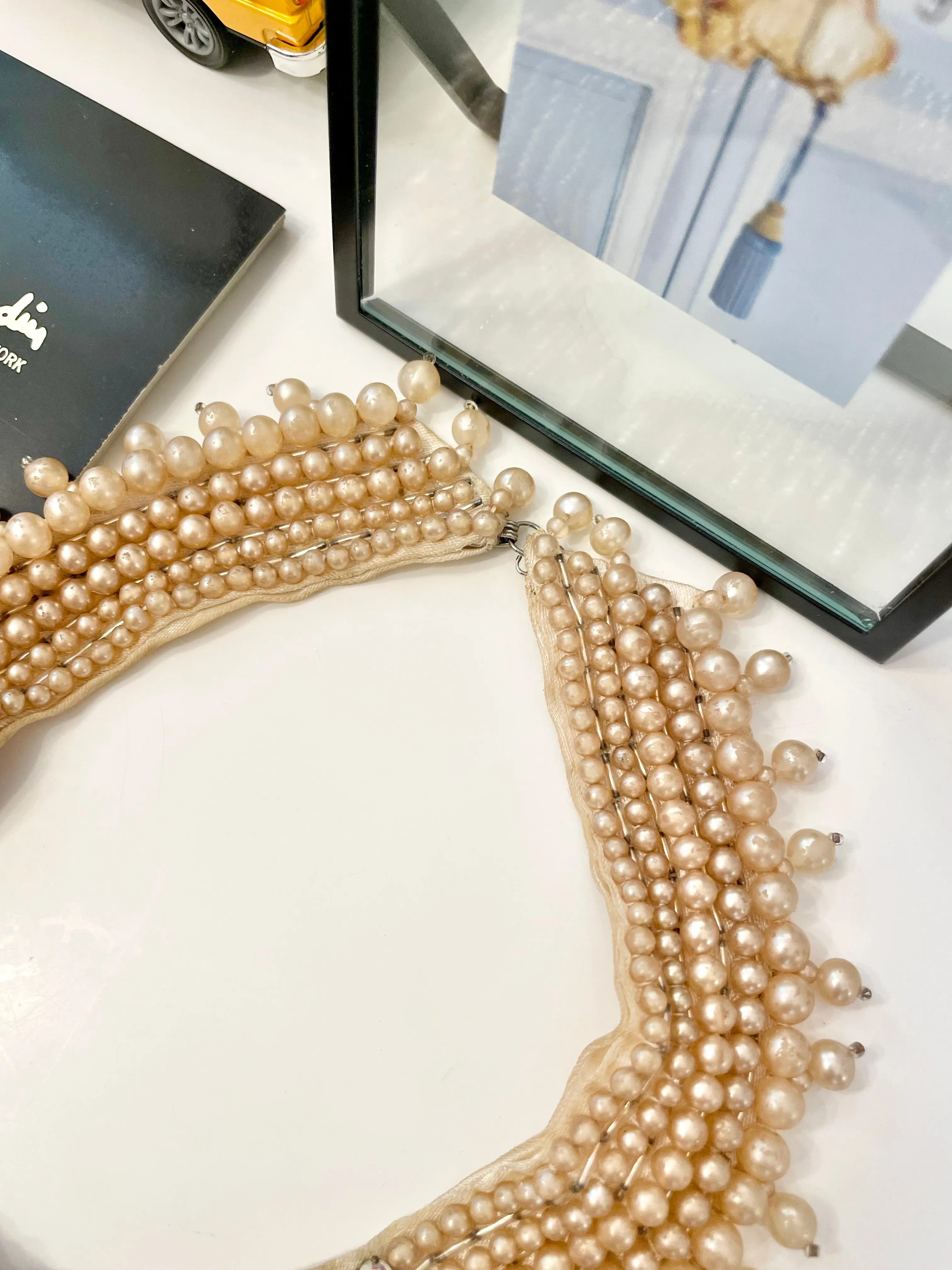 The most charming pearl and rhinestone collar... so elegant