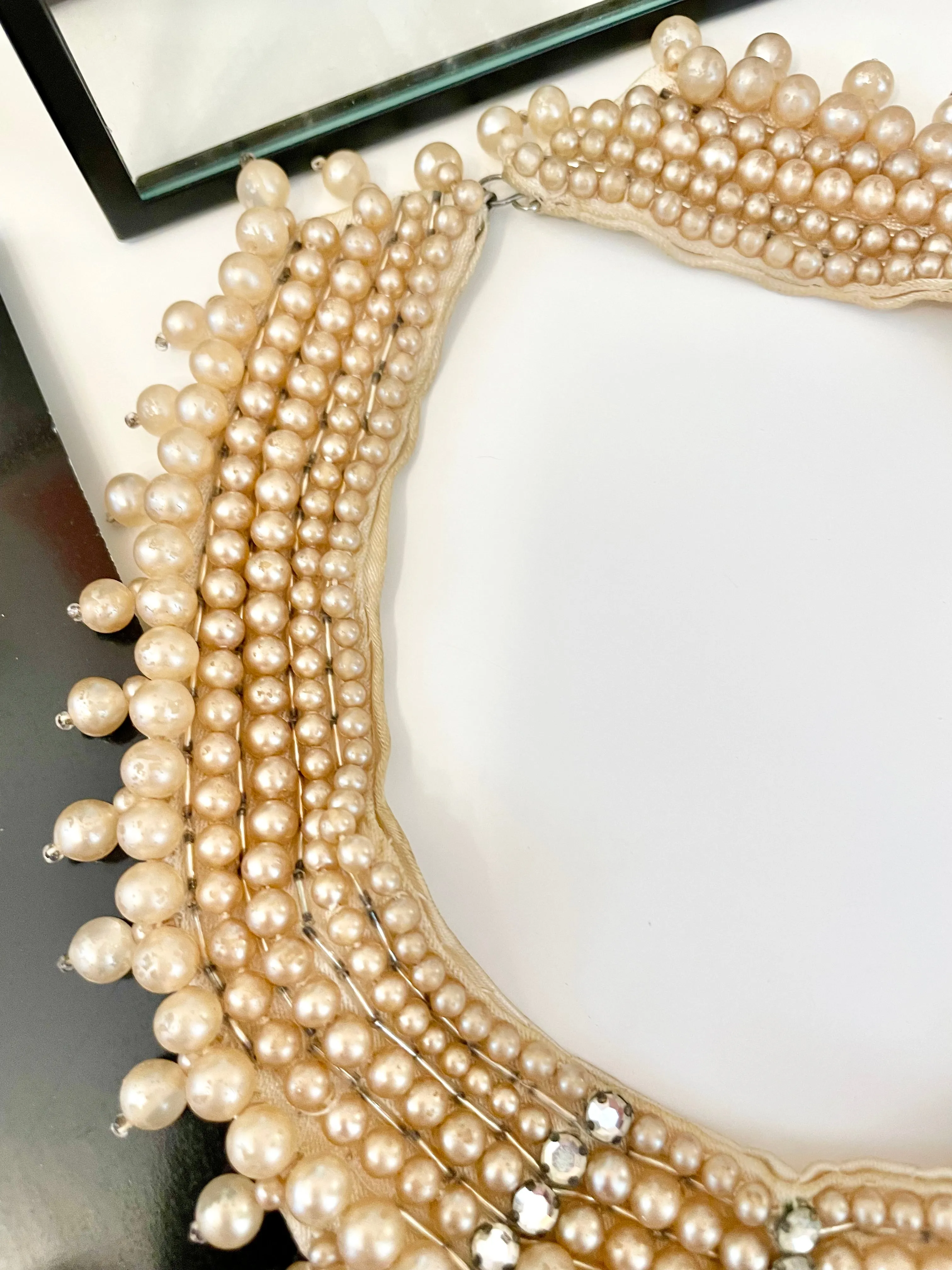 The most charming pearl and rhinestone collar... so elegant